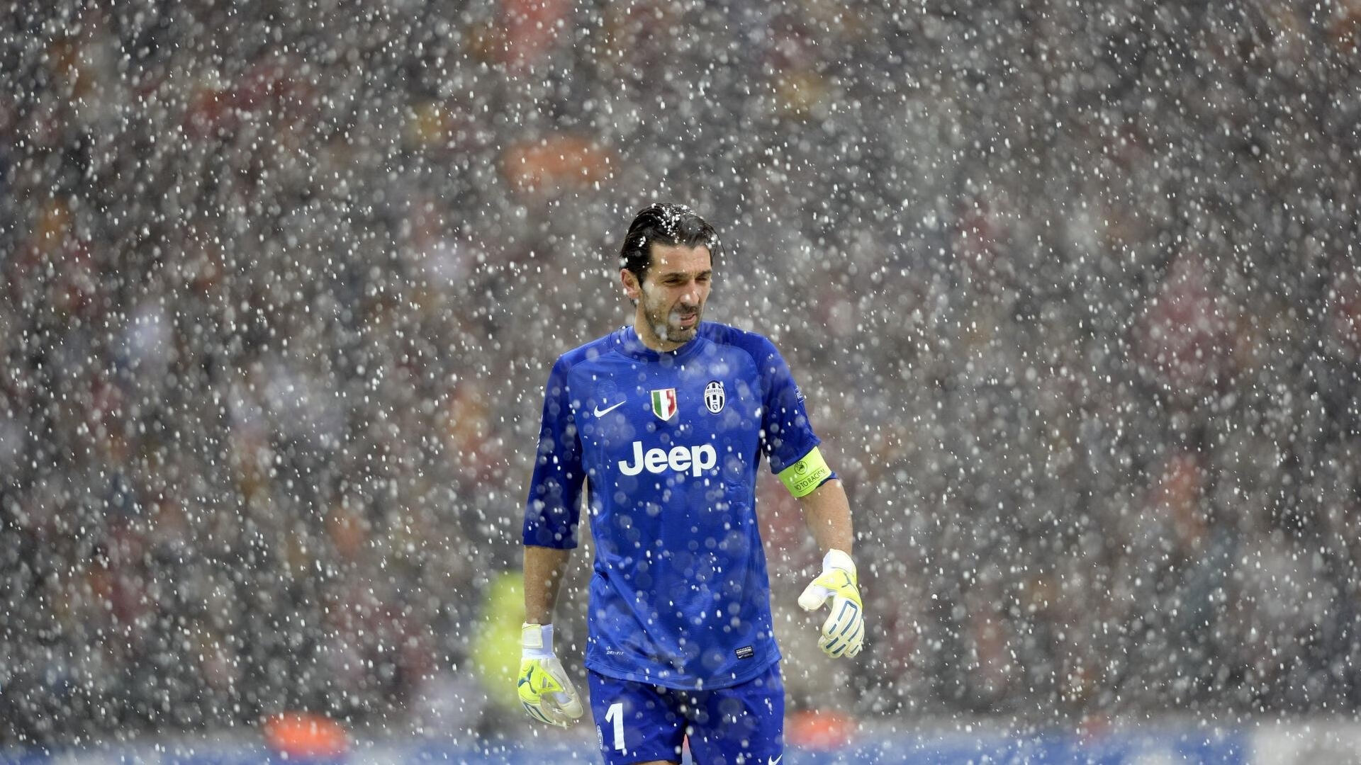 乐鱼官网-德甲紧张，球迷激动留言，德甲贴吧